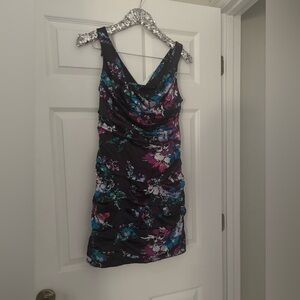 express ruched floral dress size 6